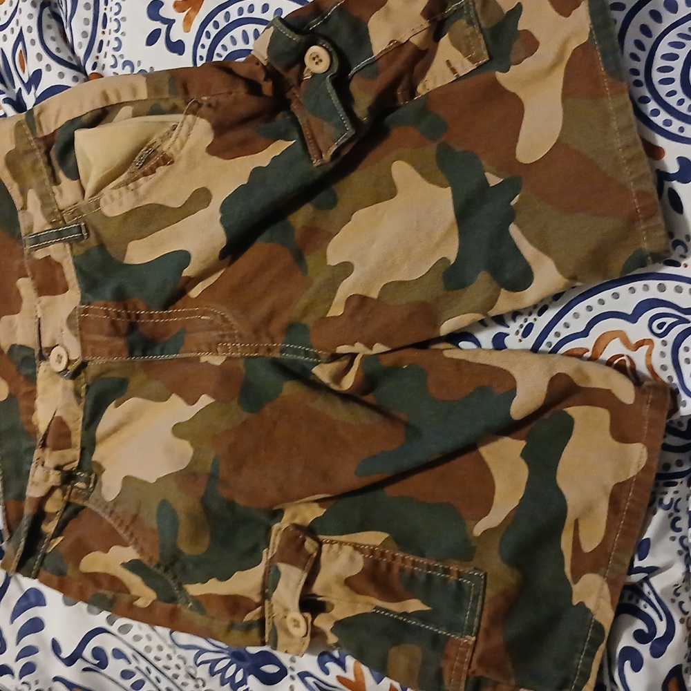 Ring of Fire camouflage boy cargo shorts 12
